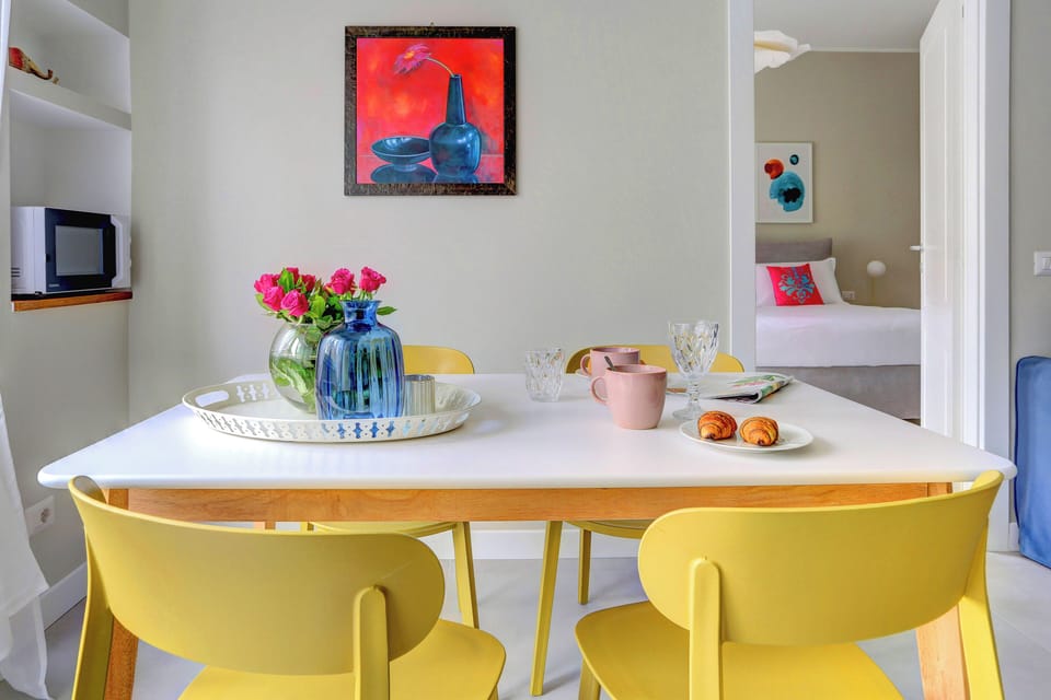 Comfort Apartment | Dining room