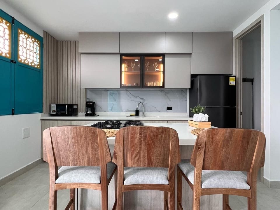 Apartment, Balcony, Valley View | Private kitchen | Microwave, oven, stovetop, coffee/tea maker