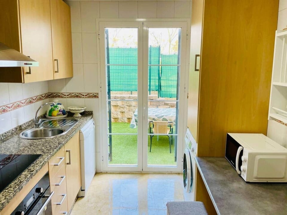 kitchen dining room