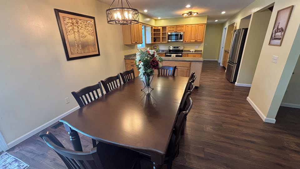 Kitchen and dining area 