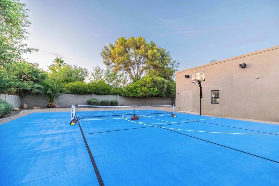 Sport court