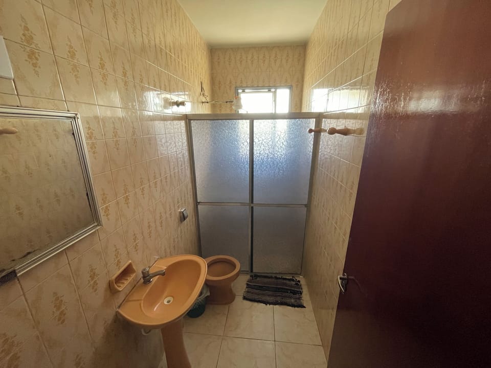 Basic Single Room | Bathroom | Shower, soap, toilet paper