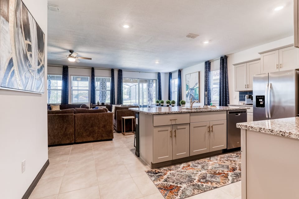 House, Multiple Beds, Pool Access, Pool View (Reflection Retreat - Solterra) | Interior