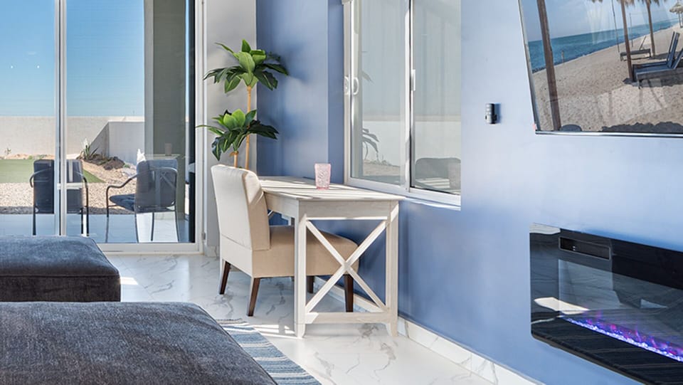 writing desk
