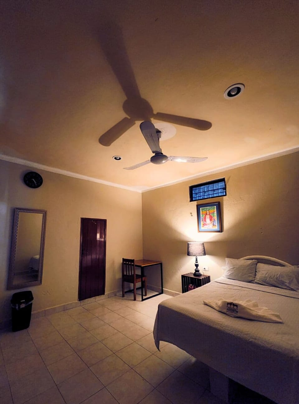 Economy Double or Twin Room | Desk, laptop workspace, WiFi (free)