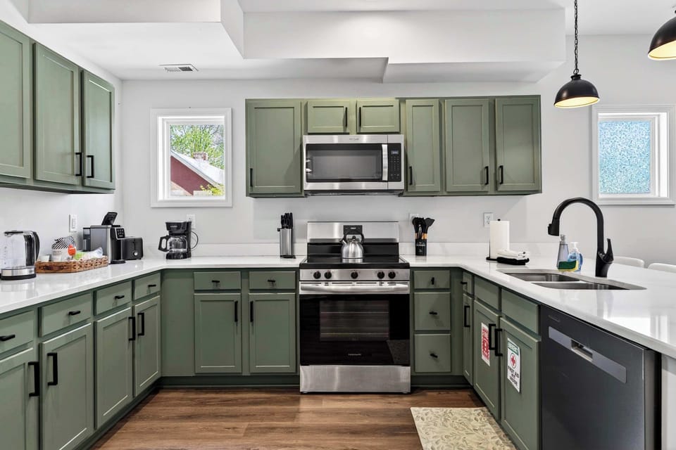 Kitchen: Everything you need in a cozy and well-equipped kitchen.