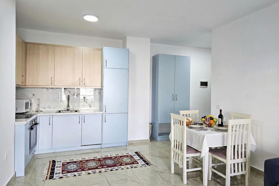 Kitchen and dining area