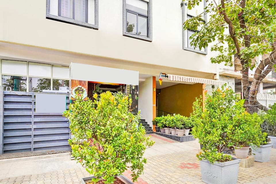 House | Reception