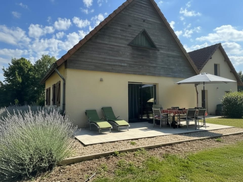 Holiday Home Exterior [summer]