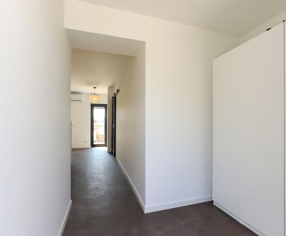 Entrance / Reception