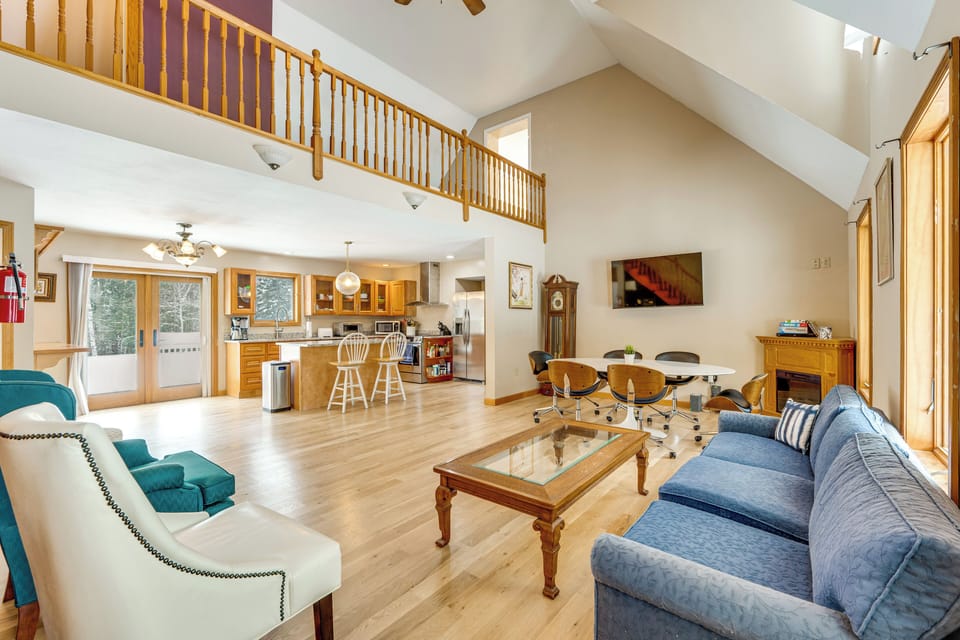 Living Area | Fireplace | Dining Area | 1st Floor