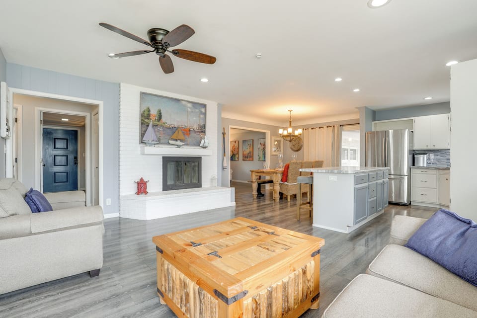 Living Room | Main Level