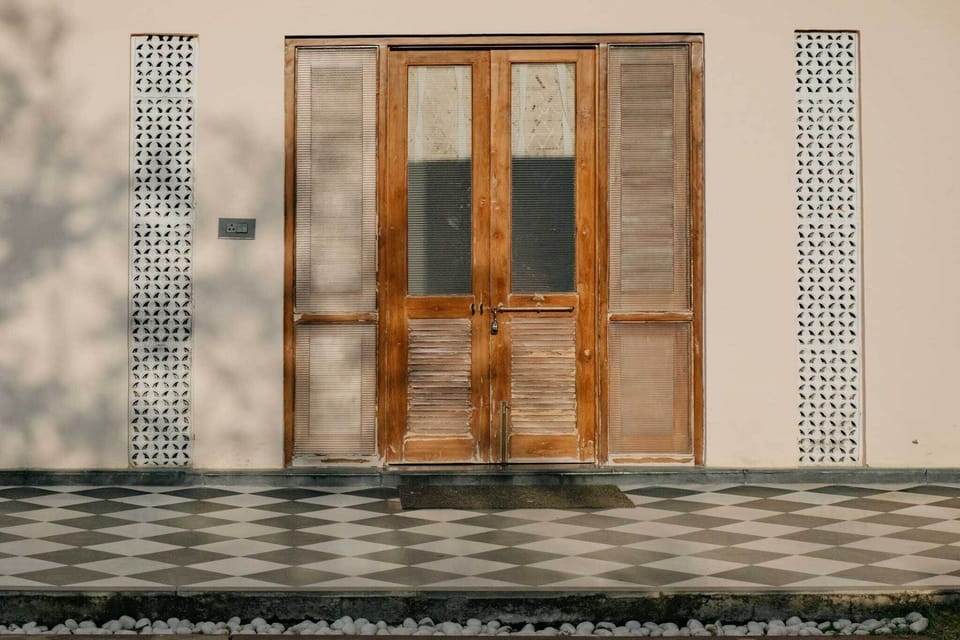 Entrance / Reception