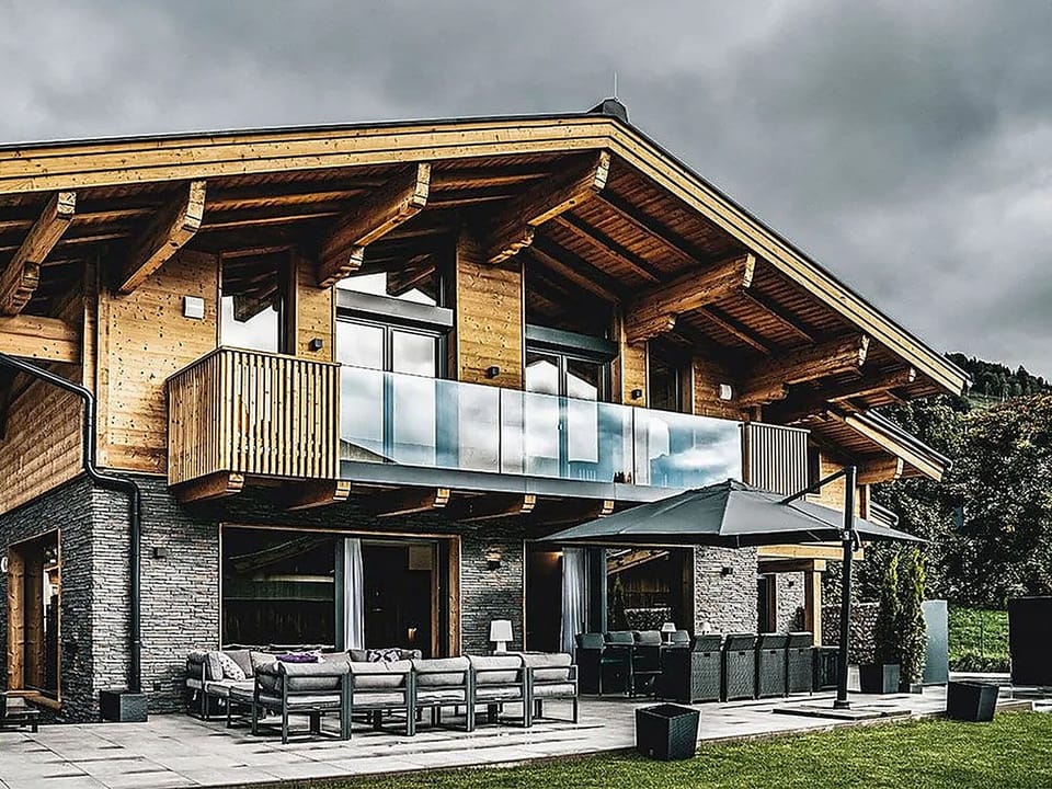 Superior Chalet, Mountain View | Exterior