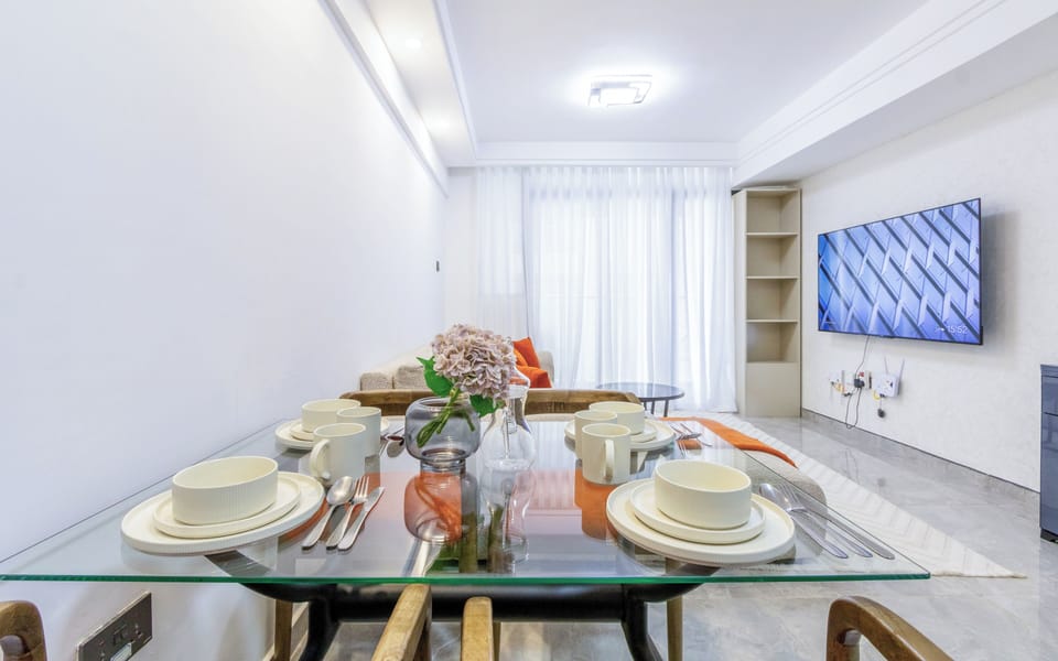 Comfort Apartment, Balcony, City View | Dining