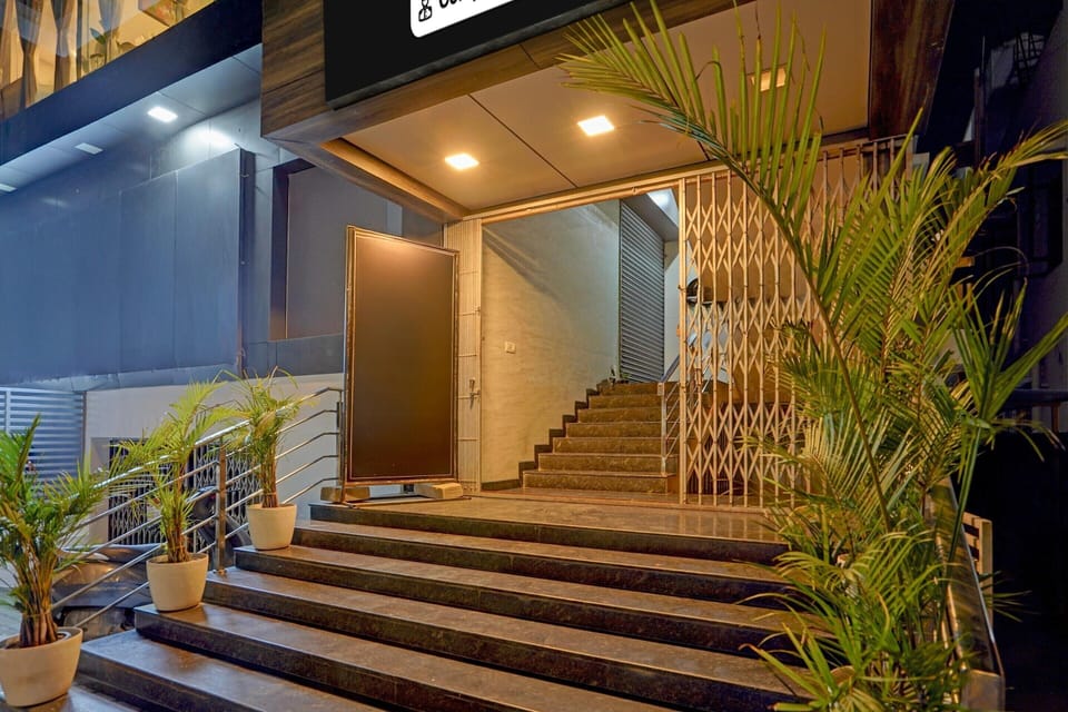 House | Reception