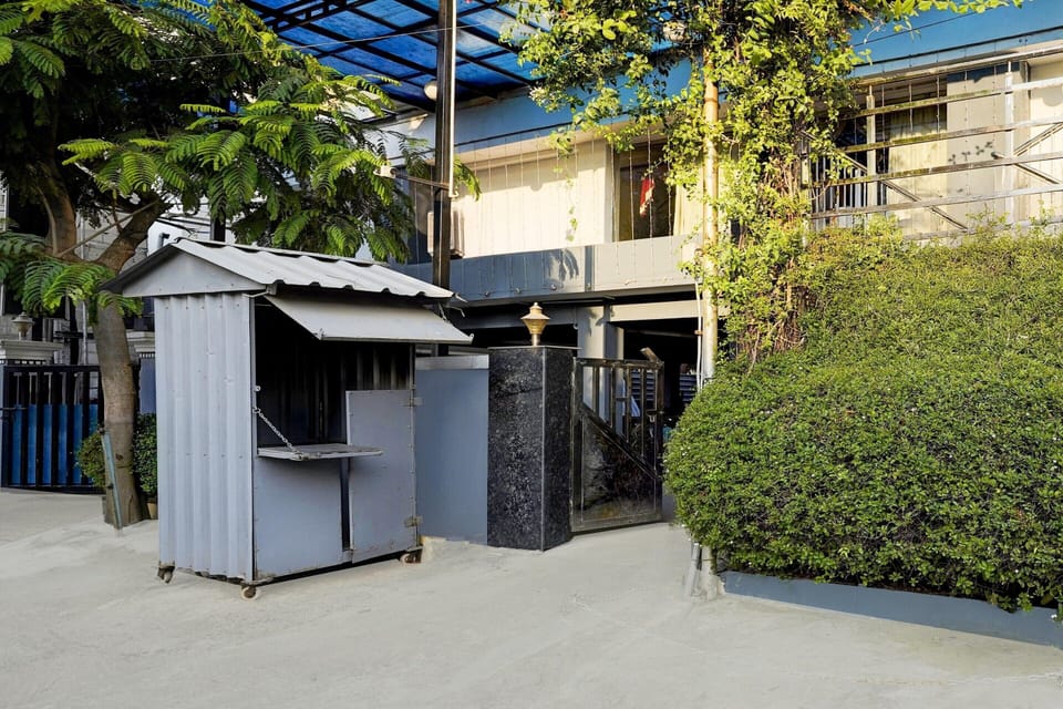 House | Reception