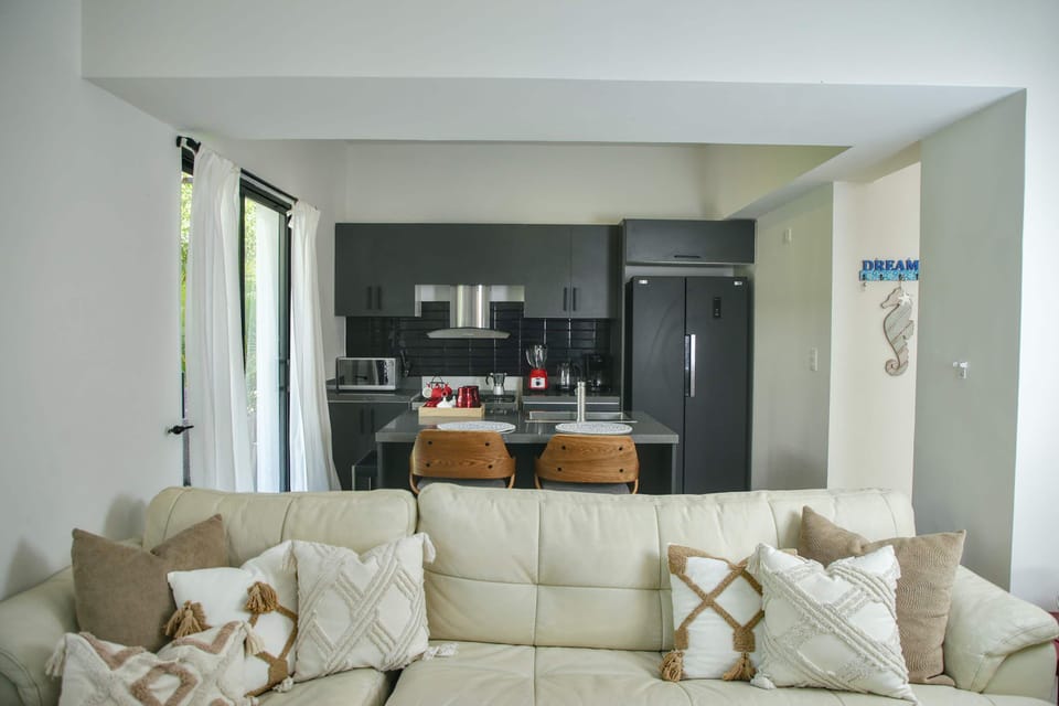 House | 3 bedrooms, high-speed internet