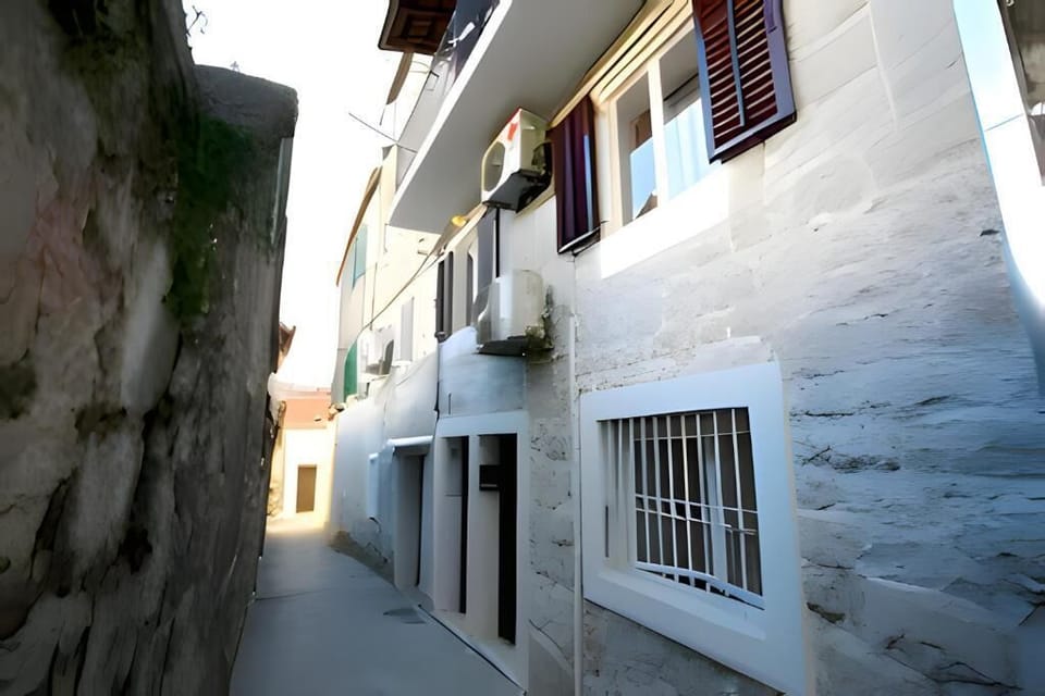 Classic Apartment, City View | Exterior