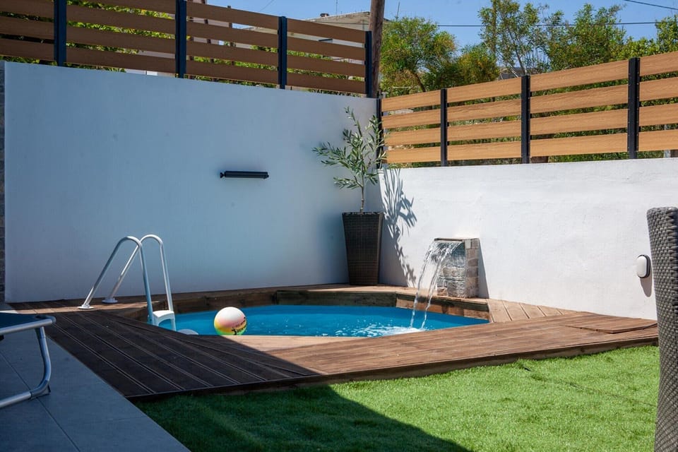 Holiday Home Swimming Pool