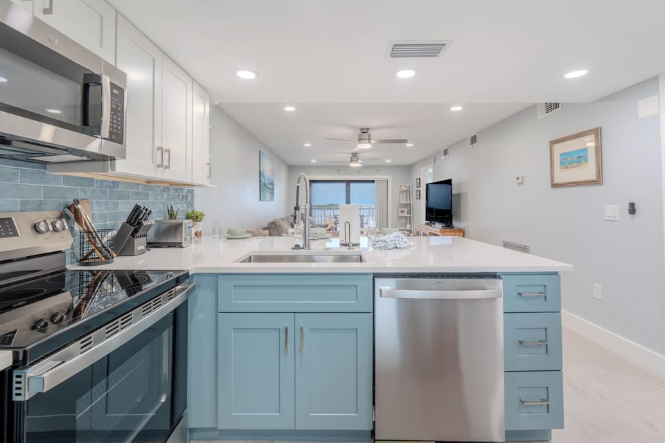 Beautiful, updated kitchen with lots of space.