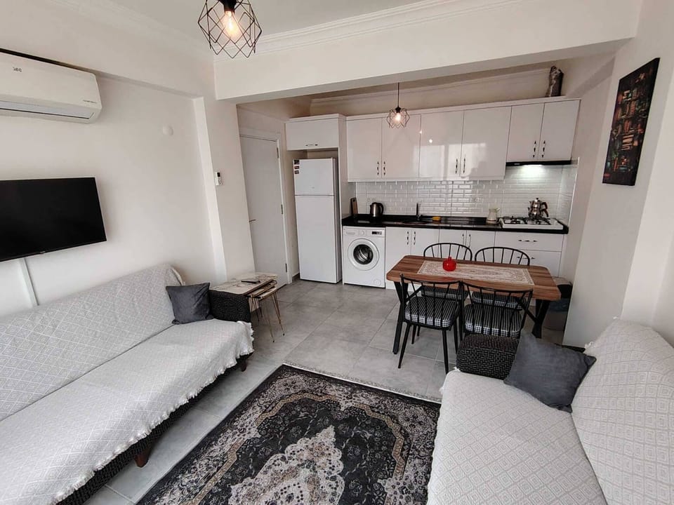 Standard Condo, Mountain View | Living area | TV