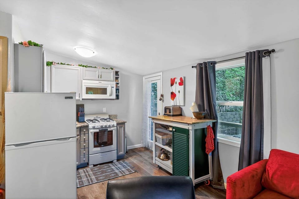 Indoors, Home Decor, Appliance, Refrigerator, Building