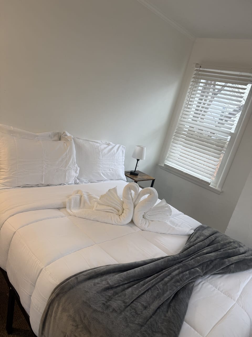 Home Decor, Lamp, Bed, Furniture, Cushion