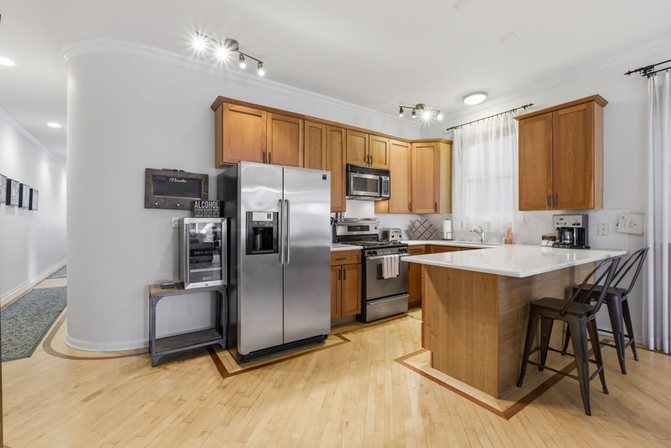 Indoors, Kitchen, Appliance, Microwave, Oven
