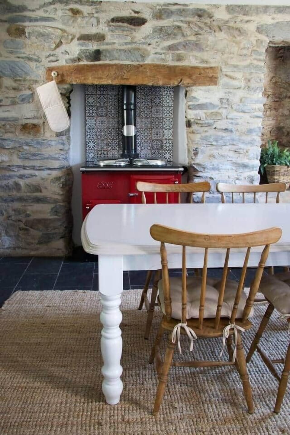 Kitchen and dining 