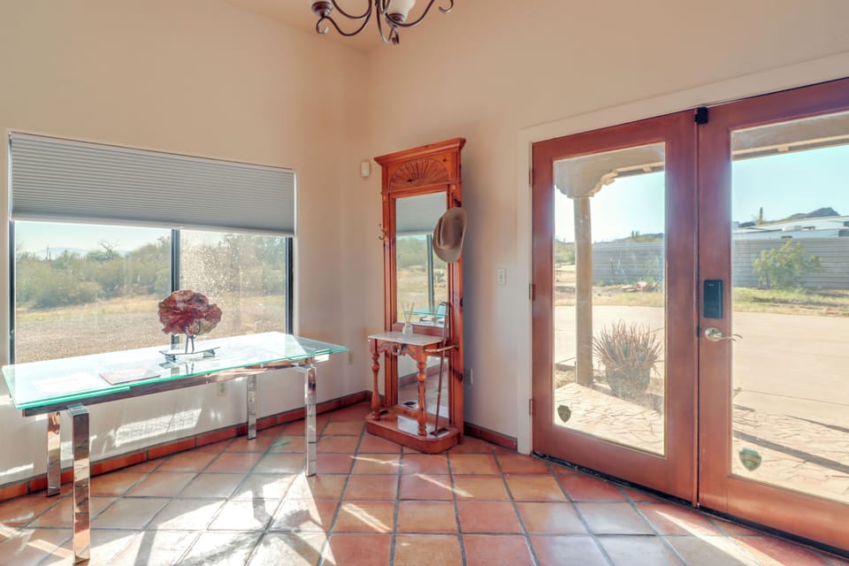 House (2 Bedrooms) | Interior