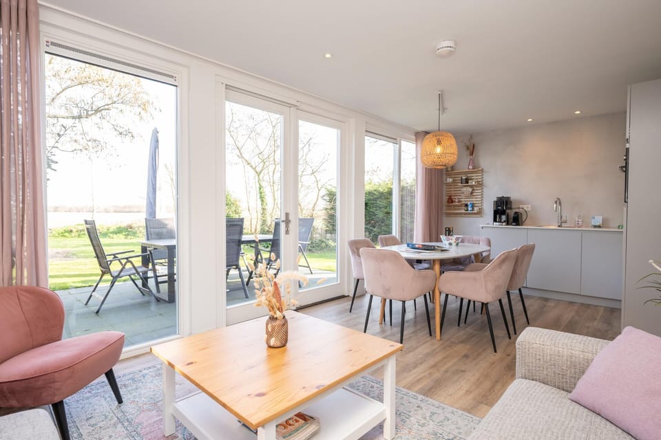 House | Dining