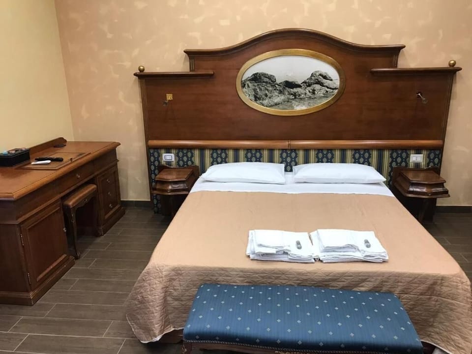 In-room safe, iron/ironing board, free WiFi