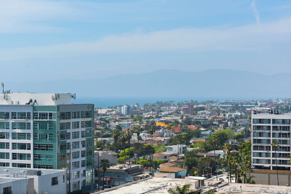Stunning high-rise views of the vibrant Marina del Rey & Venice neighborhood.