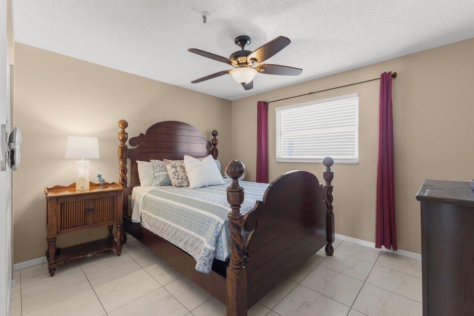 2nd Bedroom