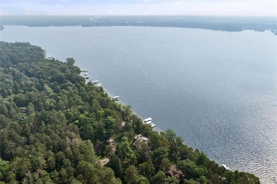 Enjoy the full experience of Crosslake and the Whitefish chain of lakes.