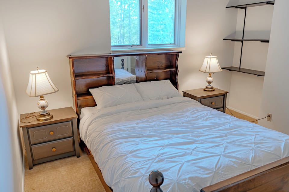 Queen Bed  in Bedroom 4