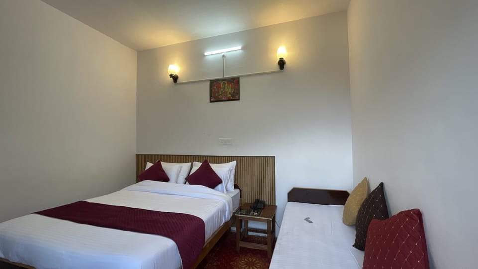 Luxury Triple Room, Balcony, Hill View | Free WiFi