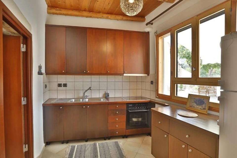 Shared fridge, coffee/tea maker, electric kettle, toaster