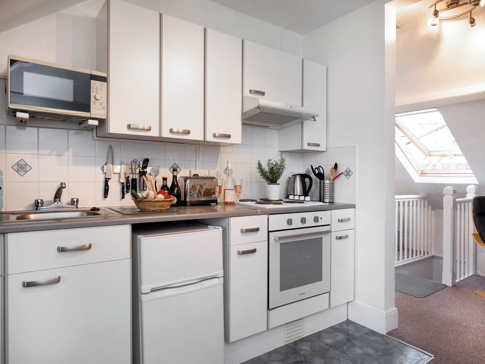 Kitchen area | Roof Tops - Atherfield Apartments, Paignton