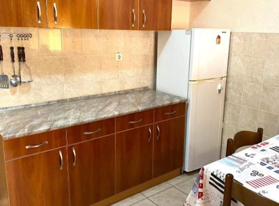 Apartment (Family Suite with Balcony (App 1)) | Private kitchen
