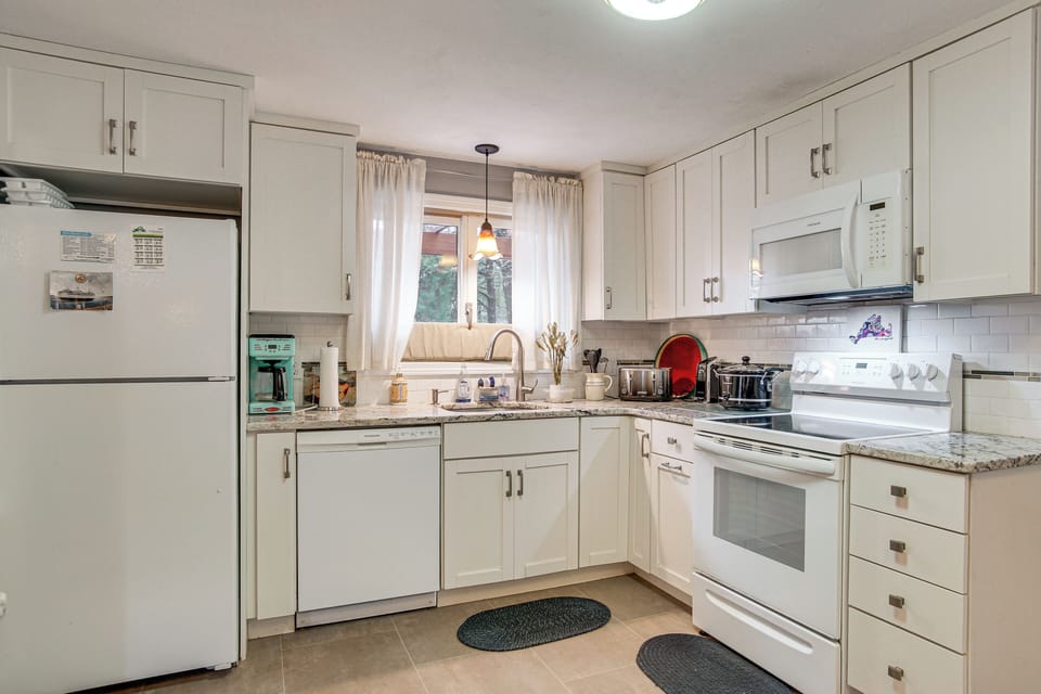 Kitchen | 1st Floor