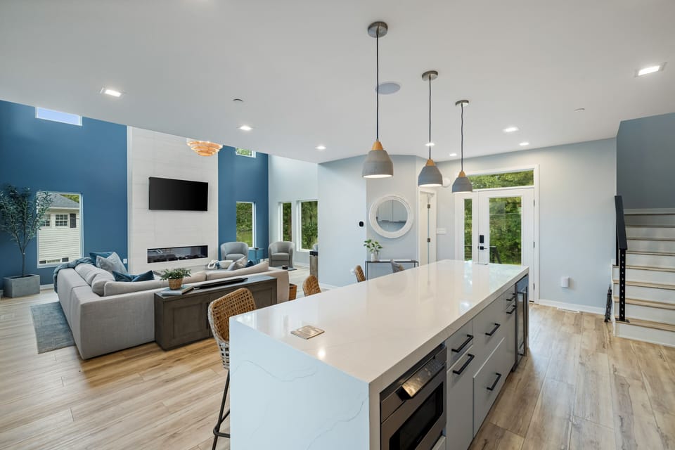 Chef's kitchen — fully stocked and ready to go, with Bay views right from the counter. Cook up a feast without missing a moment of the scenery.