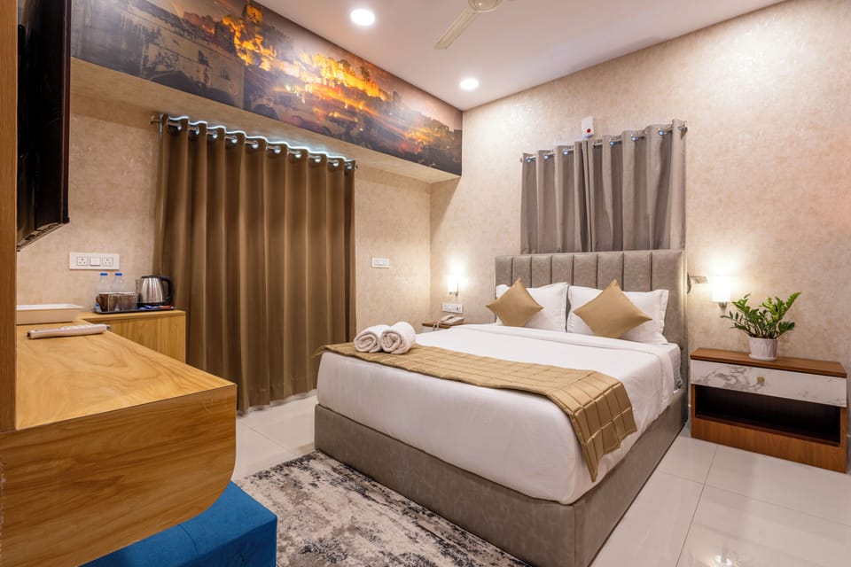 Classic Room | Desk, free WiFi