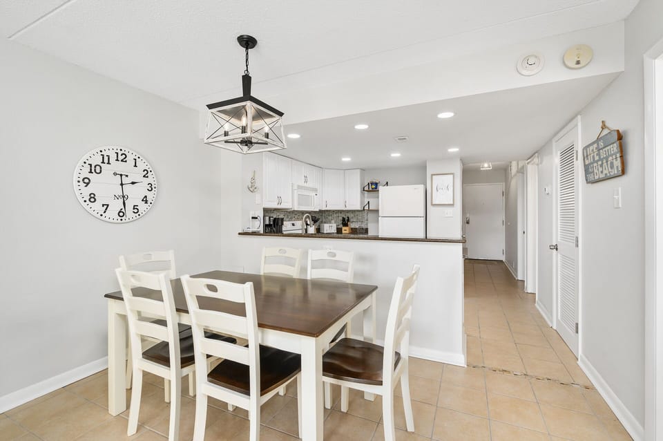 Dining area so you can enjoy sitting at the table with friends and family