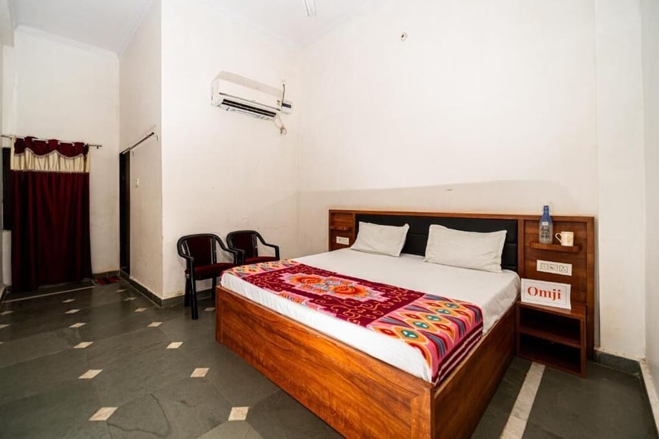 Deluxe Double Room | Free WiFi