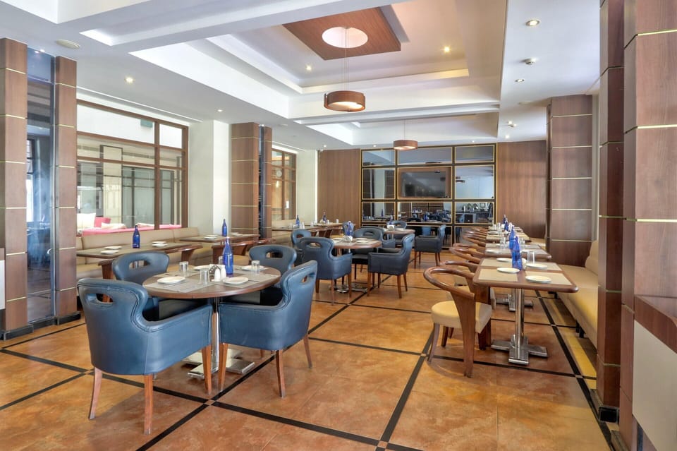 House | Dining