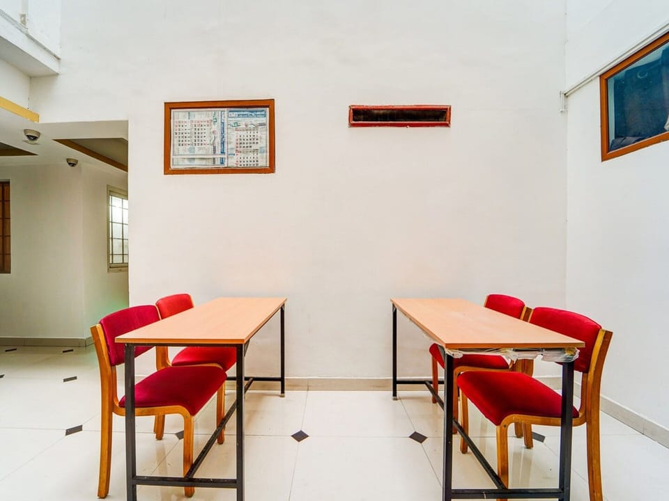 House | Dining
