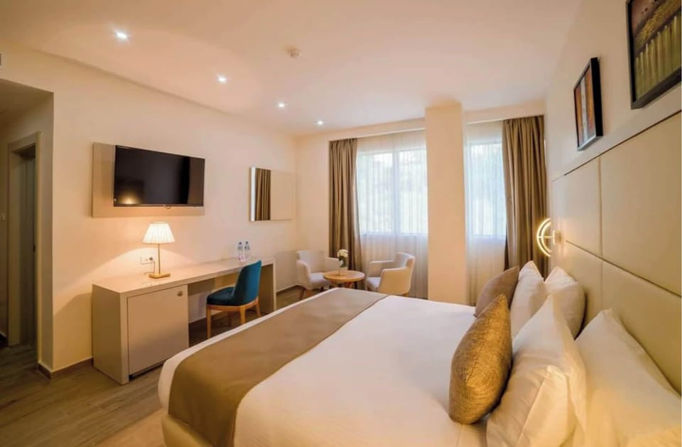 Double or Twin Room | Minibar, desk, laptop workspace, rollaway beds (surcharge)