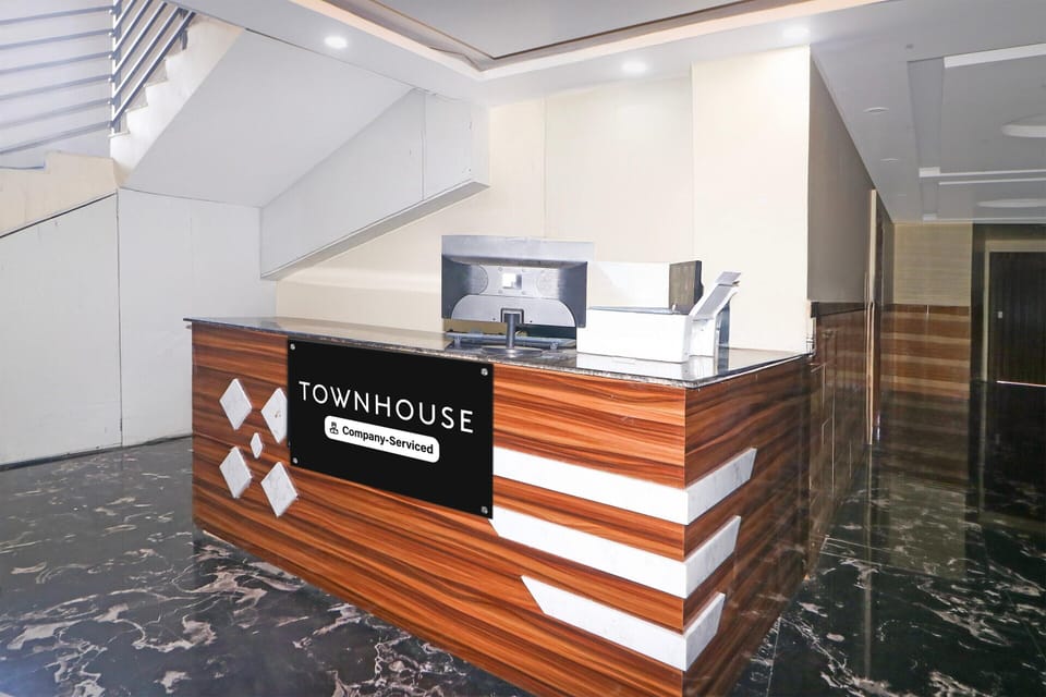 House | Reception